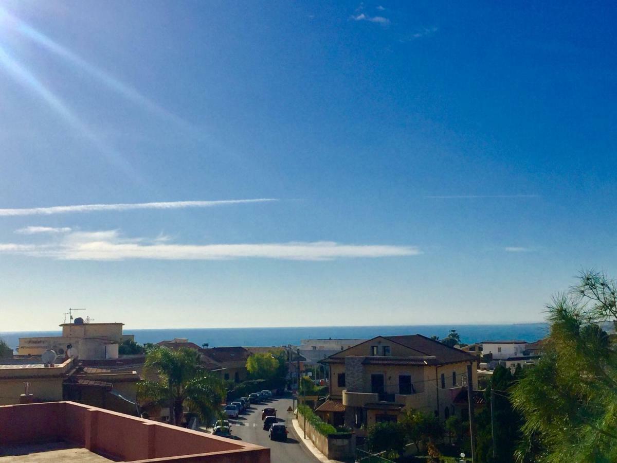 Villa Santa Barbara 阿沃拉 外观 照片